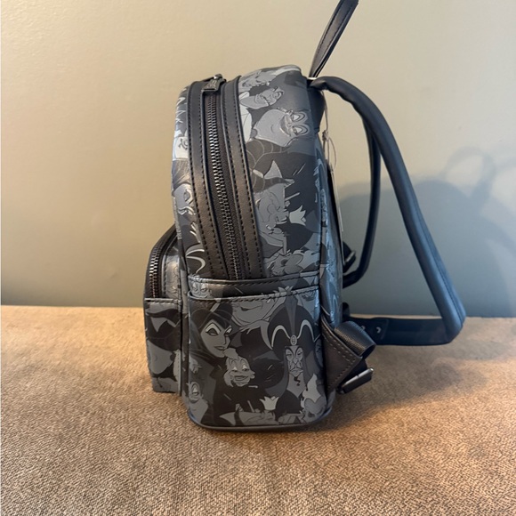 Disney Loungefly Villains Backpack - Picture 5 of 9